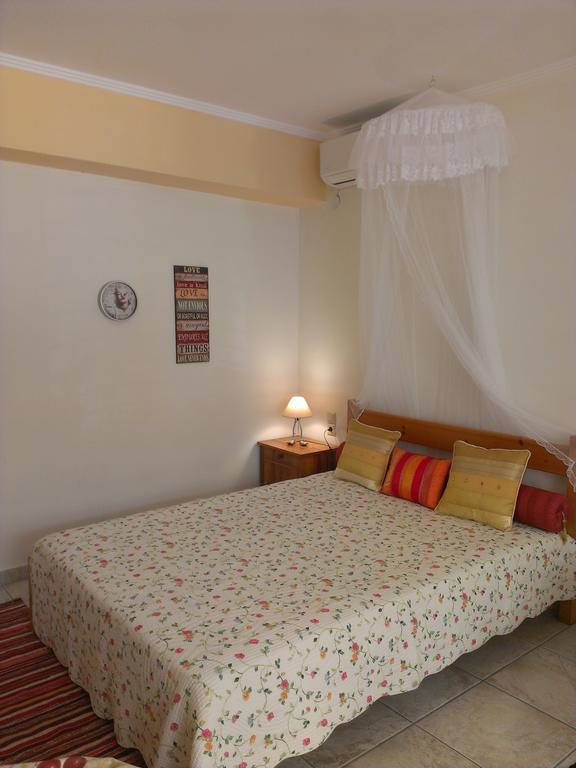 Patra - Cute Studio Near Center Εξωτερικό φωτογραφία